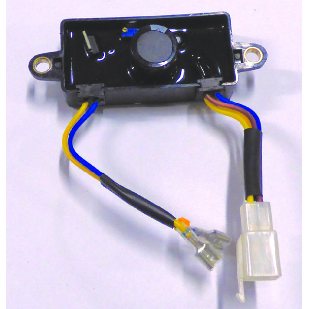 FESZÜLTSÉG SZABÁLYZÓ AVR 2-3 kW 330 uF 250 V 90-FOKOS