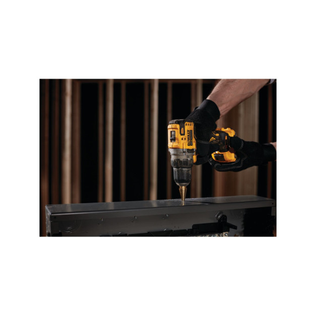 DEWALT Akkus fúrócsavarozó 12 V szénkefe nélküli (2 x 2,0 Ah akku + töltő) DCD701D2
