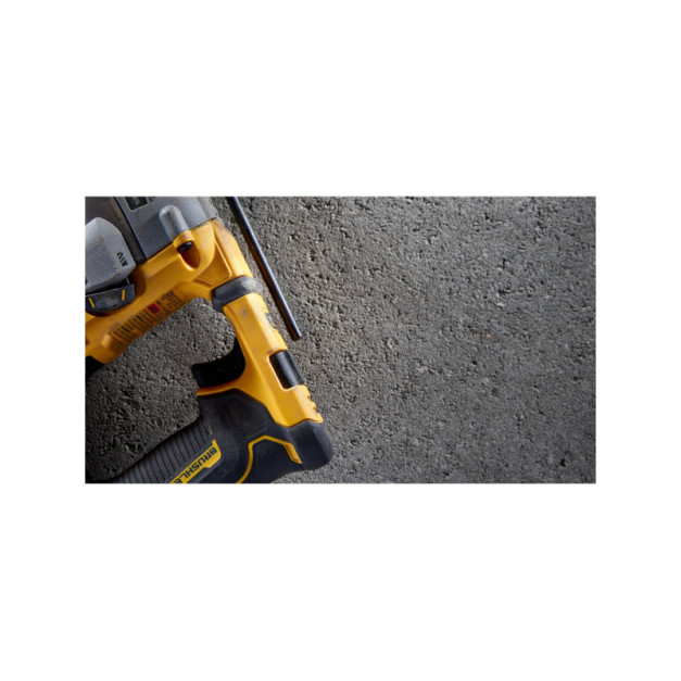 DEWALT Akkus fúrókalapács 18 V szénkefe nélküli (2 x 2,0 Ah akku + töltő) DCH172D2