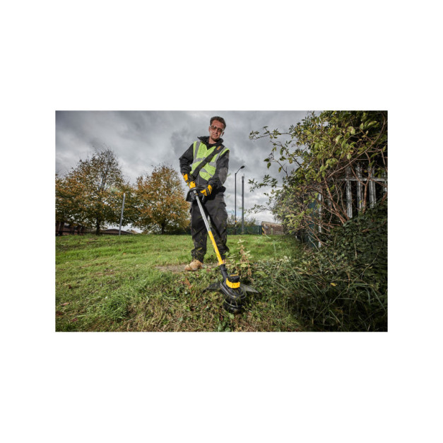 DEWALT Akkus fűkasza 18 V szénkefe nélküli (akku + töltő nélkül) DCM561PB