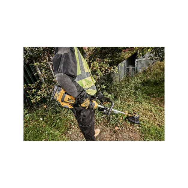 DEWALT Akkus fűkasza 18 V szénkefe nélküli (akku + töltő nélkül) DCM561PB