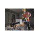 DEWALT Aligátorfűrész 900 W DWE399