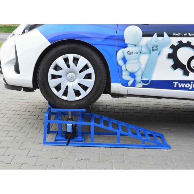 Geko 2 tonnás hidraulikus emelővel ellátott mobil szerelőrámpa
