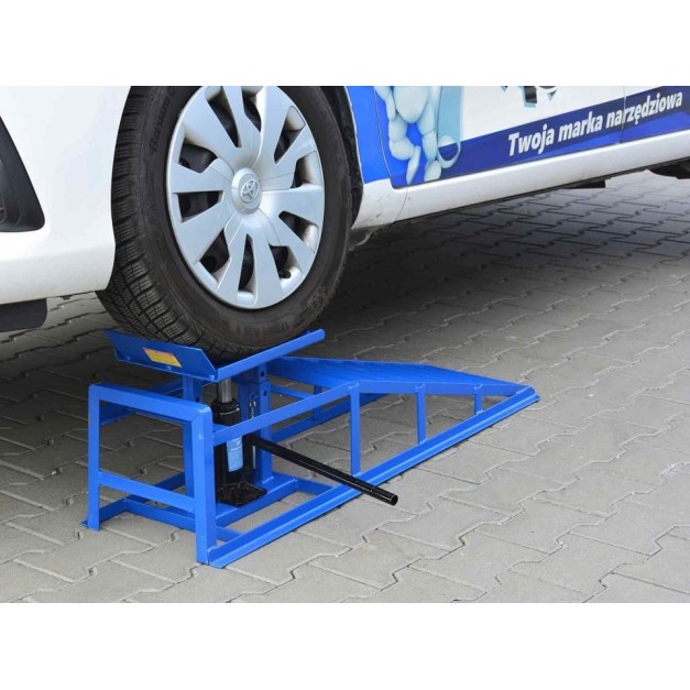 Geko 2 tonnás hidraulikus emelővel ellátott mobil szerelőrámpa