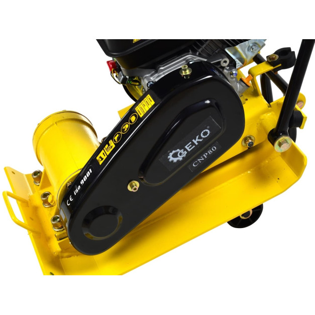 Geko 76 kg-os lapvibrátor, 6.5 Le-s motorral