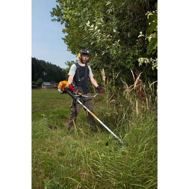 Riwall 52 cm³-es antivibrációs benzines fűkasza kés+damilfej+hám