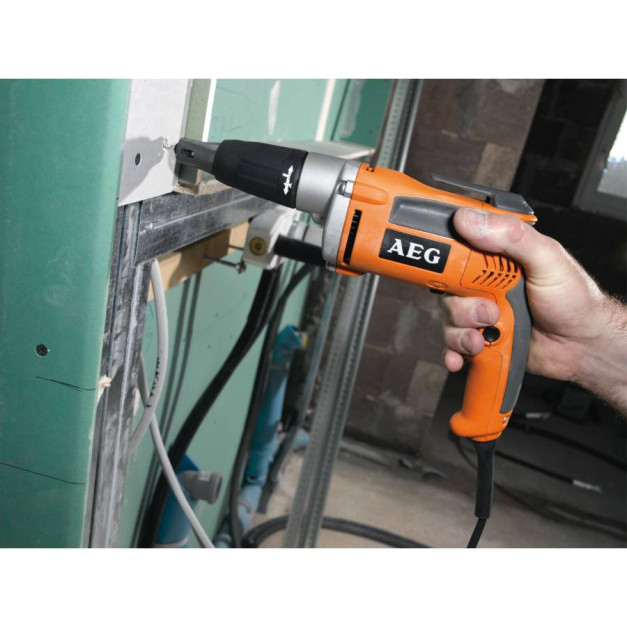 Scheppach 10 tonnás álló rönkhasító gép 380V/ max 107 cm