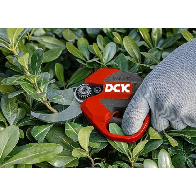 DCK Akkus metszőolló 35 mm szénkefe nélküli 20 V (akku és töltő nélkül)