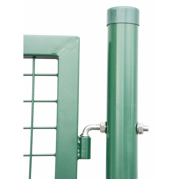 Egyszárnyú kerti ajtó zártszelvény kerettel 120 / 100 cm, zárbetéttel, kulcsokkal, zöld
