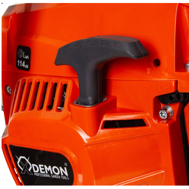 Demon RQ58 benzinmotoros láncfűrész, 2,2 LE, 38 cm