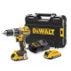 DEWALT Akkus ütvefúró-csavarozó 18 V szénkefe nélküli (2 x 2,0 Ah akku + töltő) DCD796D2