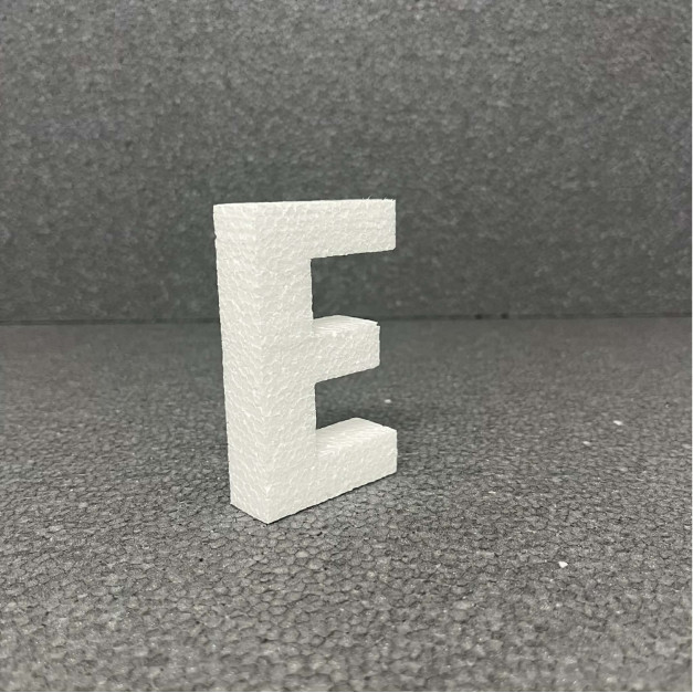 Polisztirol 3D E betű, 11 cm 