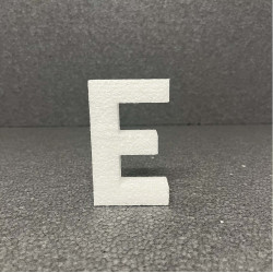 Polisztirol 3D E betű, 11 cm 