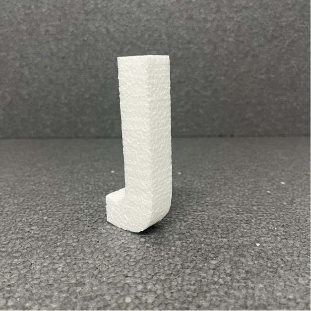 Polisztirol 3D J betű, 11 cm 