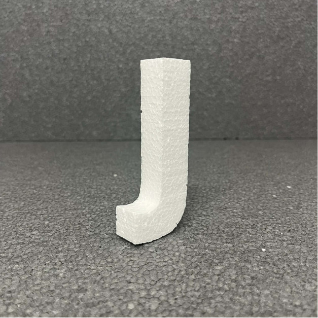 Polisztirol 3D J betű, 11 cm 