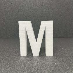 Polisztirol 3D M betű, 11 cm 
