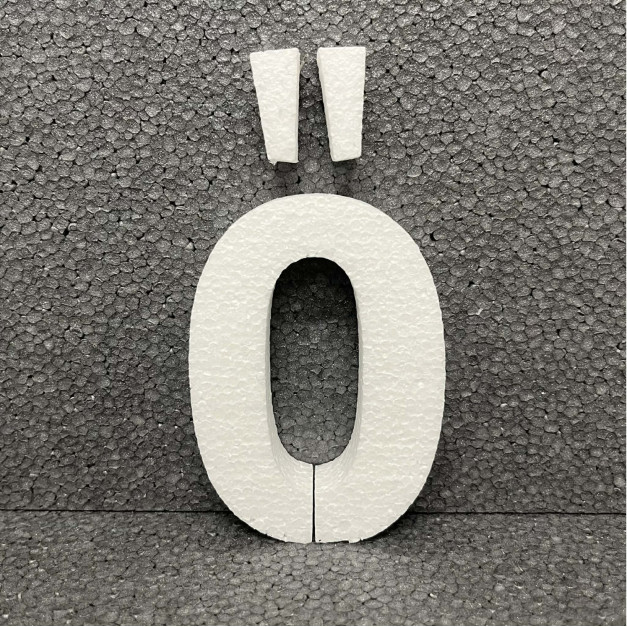 Polisztirol 3D Ő betű, 11 cm 
