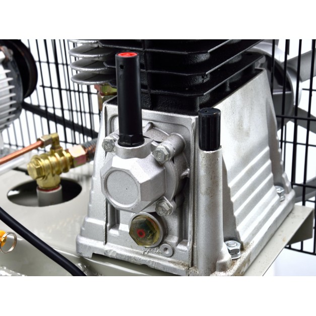 Geko 100 literes olajos álló kompresszor 390 l/perc, 8 bar, 230V