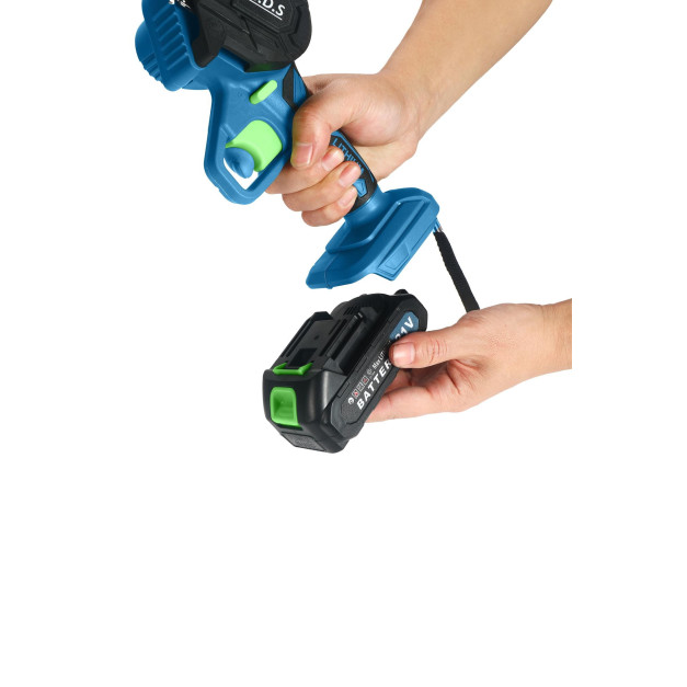 Kraft&Dele mini akkus láncfűrész szett 6", 21 V, töltővel és 2 db akkuval