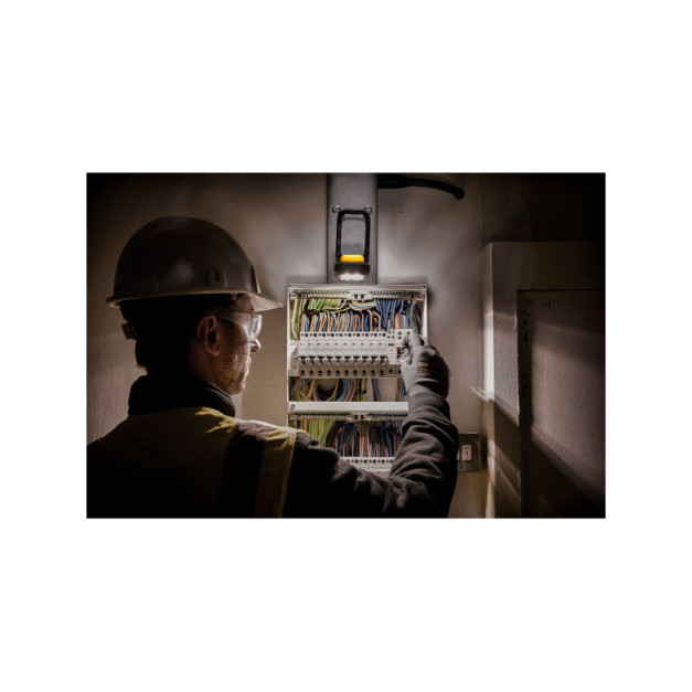 DEWALT Akkus LED lámpa 3,6V USB-C újratölthető, 360°-ban forgatható fej 1000 lumen